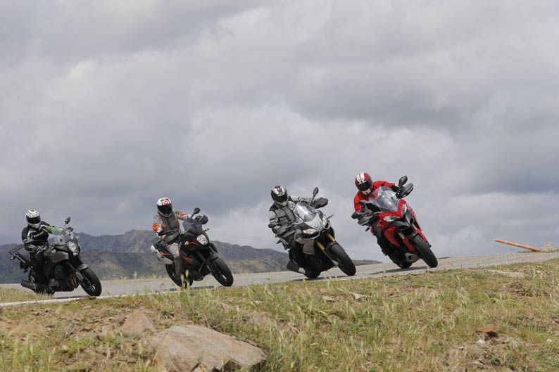 Comparativa Trail: Aprilia, Ducati, Kawasaki, KTM.