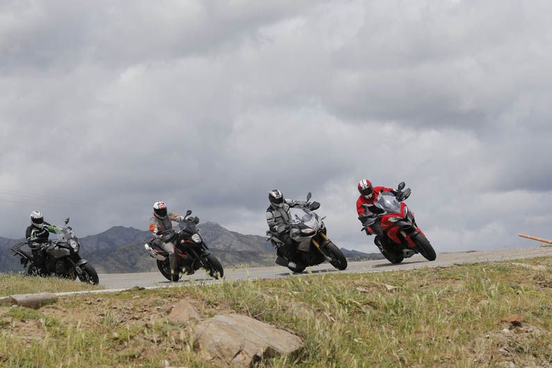 Comparativa Trail: Aprilia, Ducati, Kawasaki, KTM.