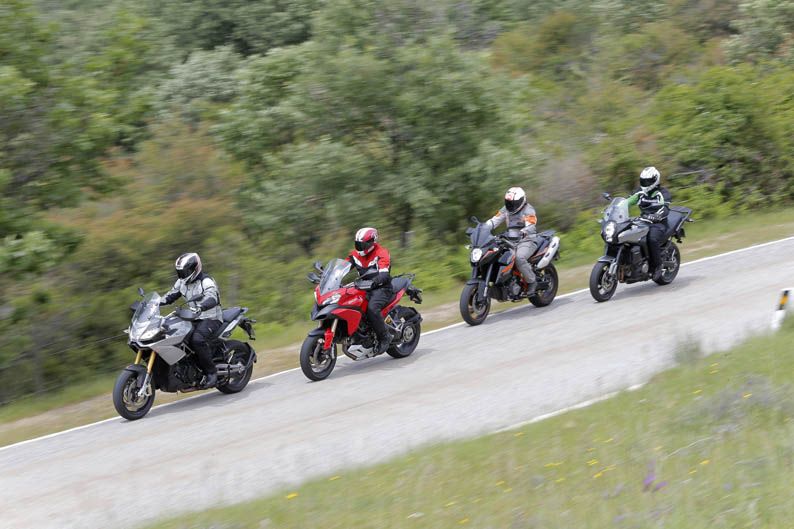 Comparativa Trail: Aprilia, Ducati, Kawasaki, KTM.