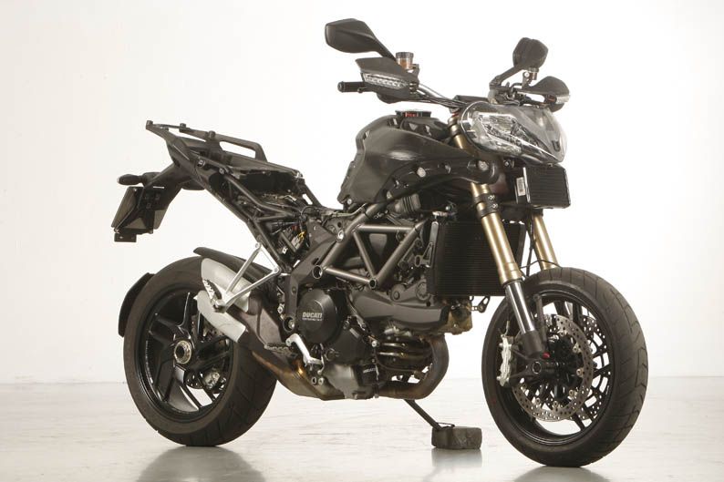 Comparativa Trail: Aprilia, Ducati, Kawasaki, KTM.