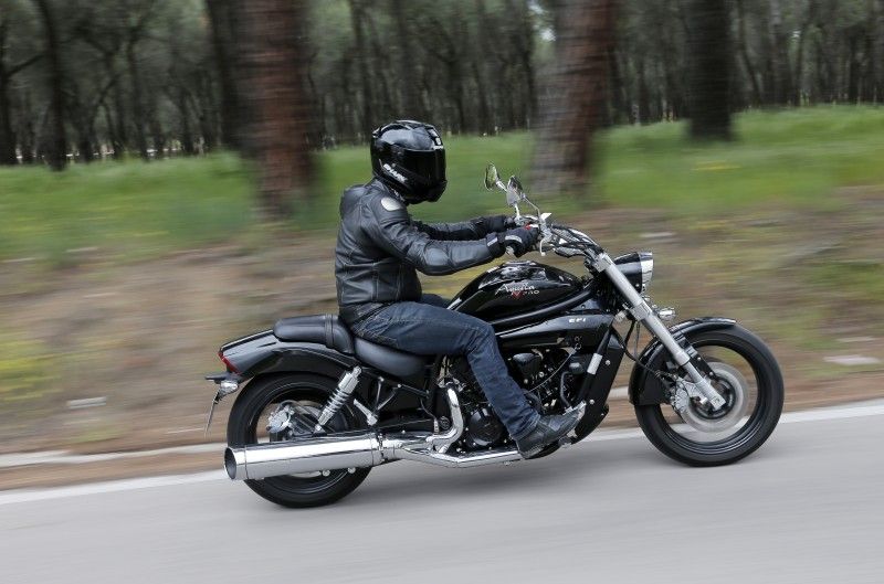 Hyosung Aquila GV650i Pro
