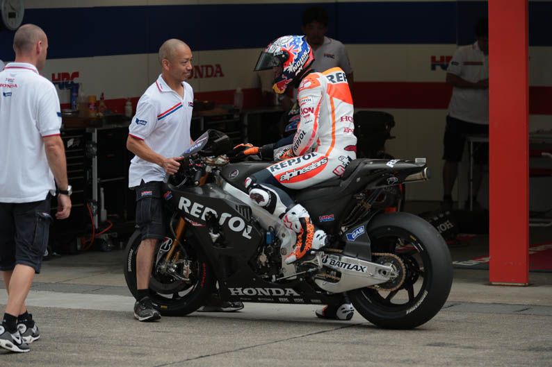 Stoner prueba la Honda de 2014. Galería de fotos