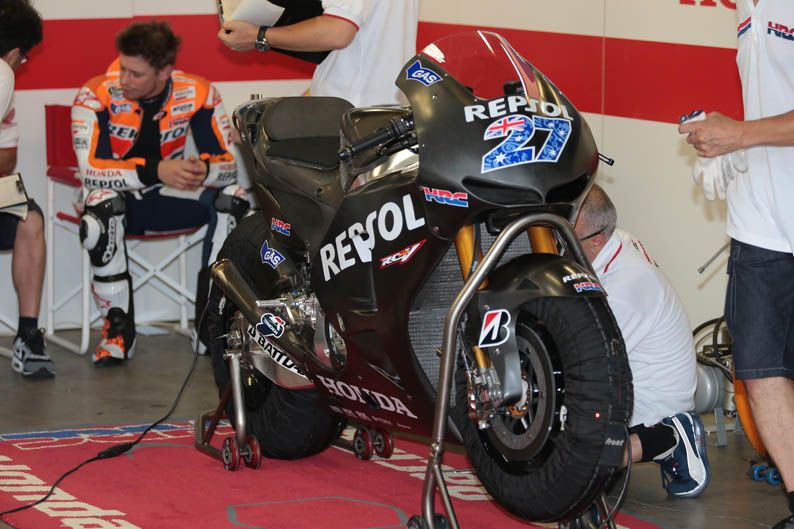 Stoner prueba la Honda de 2014. Galería de fotos
