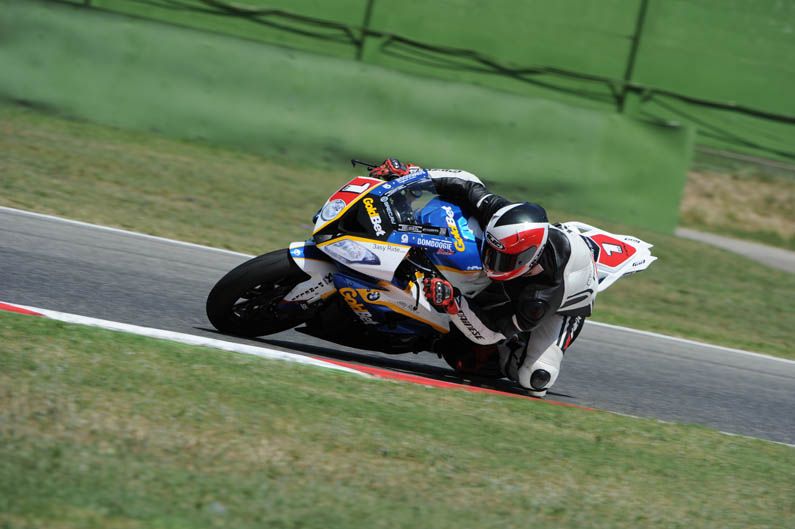 Moto Barrier en Acción
