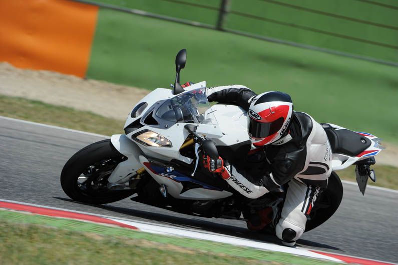 Moto S1000RR en Acción