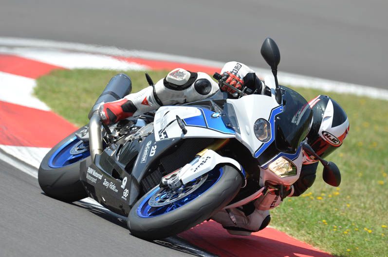 Moto HP4 en Acción