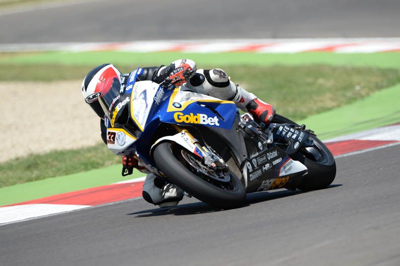 Moto Melandri en Acción