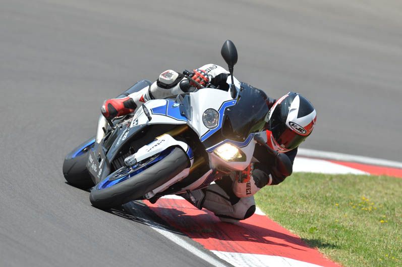 Moto HP4 en Acción