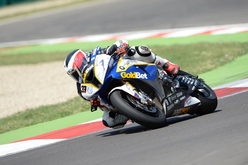 Moto Melandri en Acción