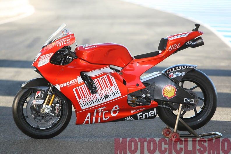 Ducati Desmosedici 2009