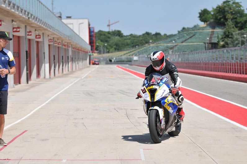 Moto Melandri en Acción