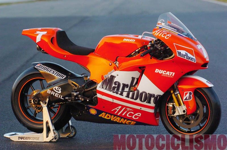 Ducati Desmosedici 2005
