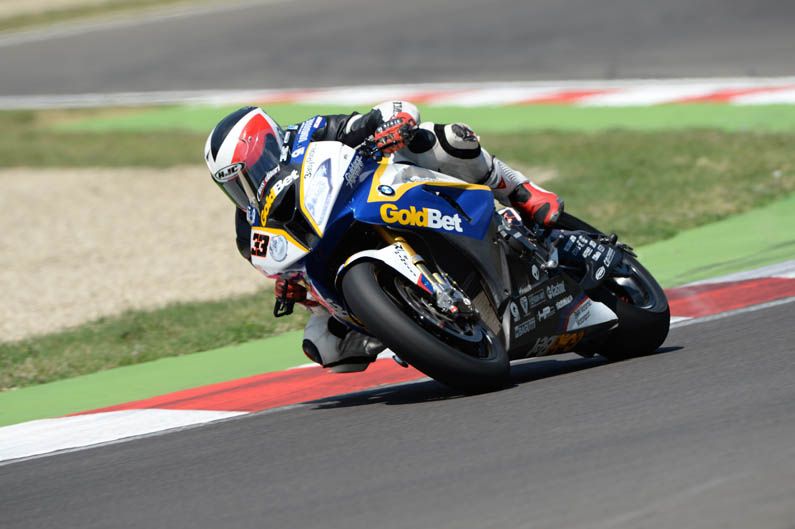 Moto Melandri en Acción