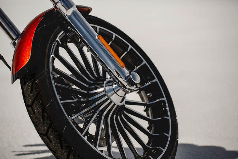 Harley-Davidson CVO Breakout 2014