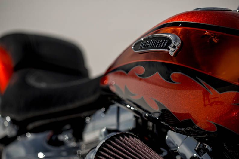Harley-Davidson CVO Breakout 2014