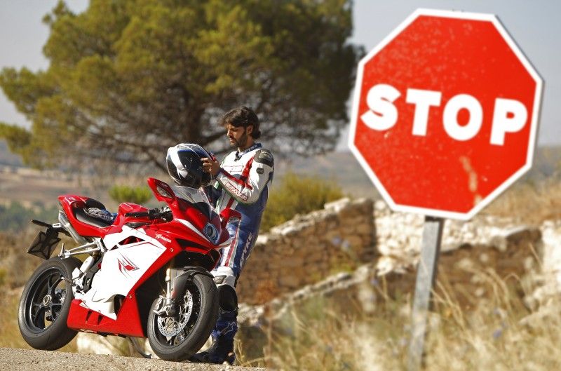 mvagusta_f4rr (4)