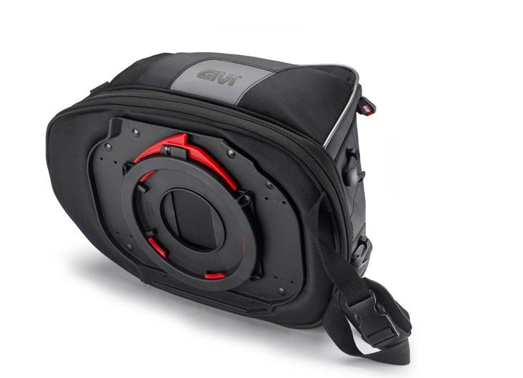 La familia Xstream de GIVI crece