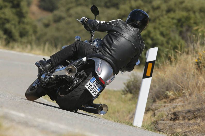 Moto Guzzi California 1400 Custom