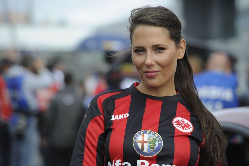 Las chicas del Mundial de SBK en Nurburgring. Galería de fotos