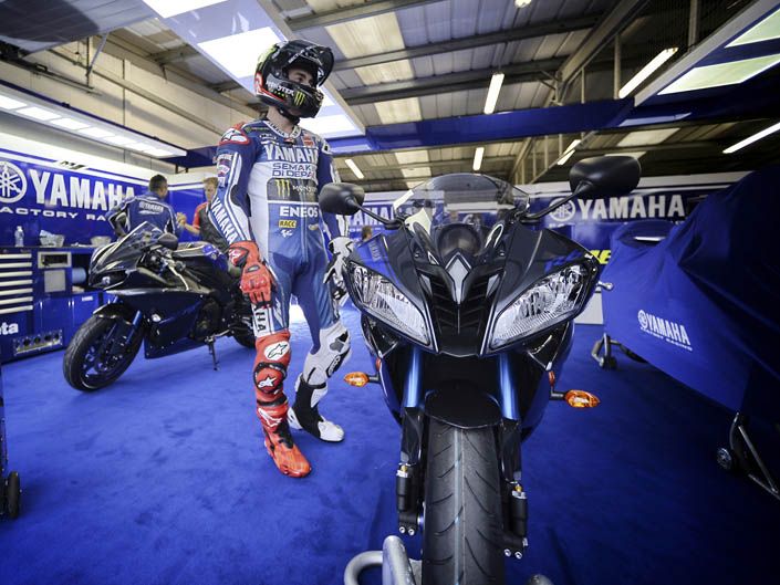 Yamaha Race Blu