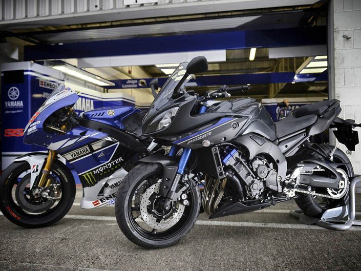 Yamaha Race Blu