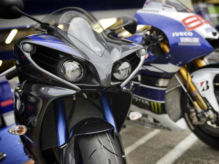Yamaha Race Blu