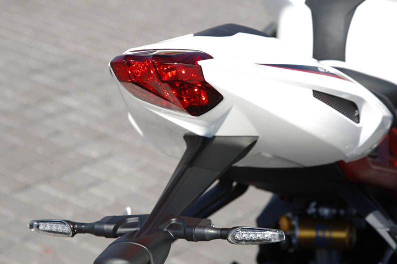 Comparativa Motos Deportivas Alpen Master 2013
