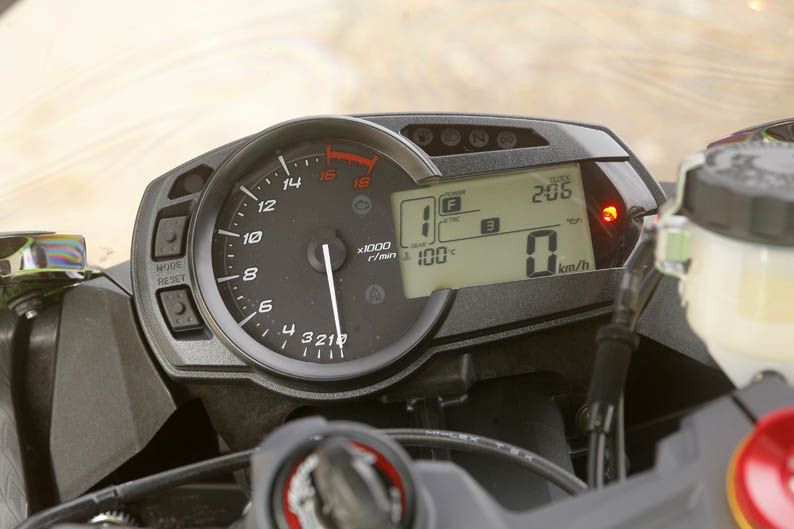 Comparativa Motos Deportivas Alpen Master 2013