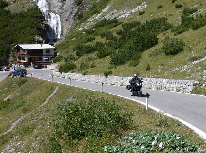 Turismo en moto por los Dolomitas. Galería de fotos