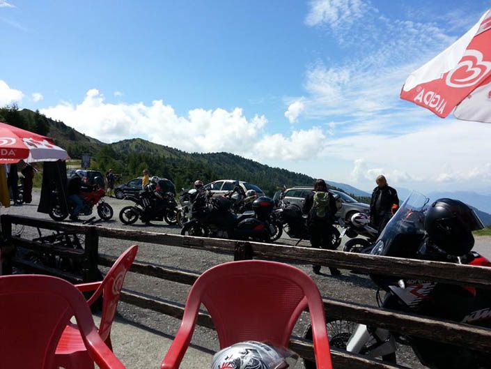 Turismo en moto por los Dolomitas. Galería de fotos