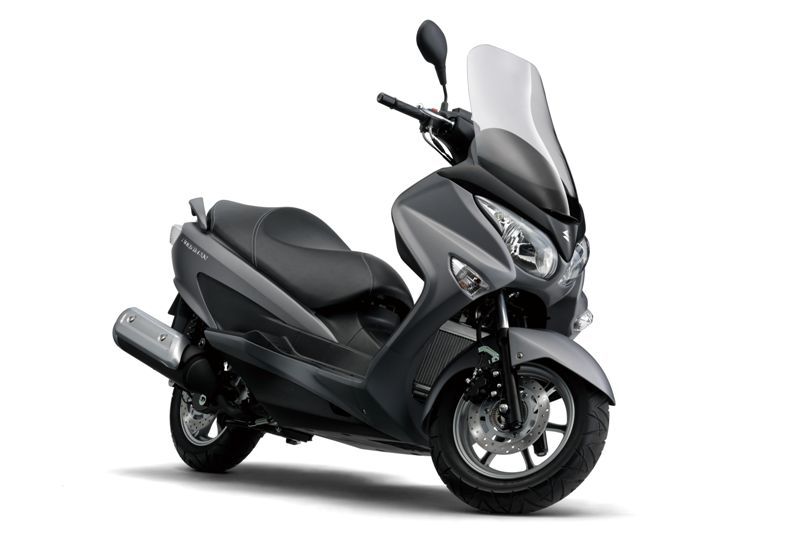 Novedades Suzuki V-Strom 1000 y Burgman 125/200