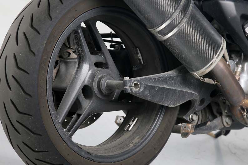 Trucos y productos para limpiar la moto