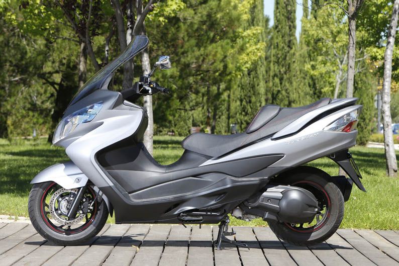Comparativa X-Max y Burgman