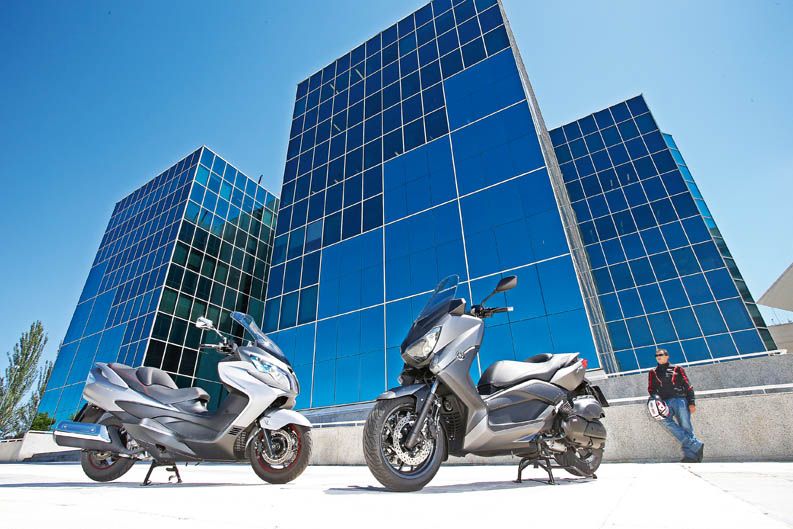 Comparativa X-Max y Burgman
