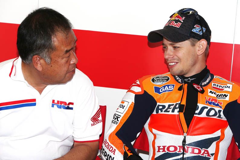 Casey Stoner prueba la Honda carreras cliente en Motegi