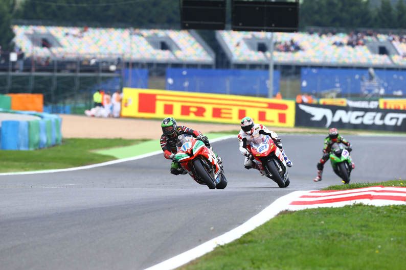 Mundial de SBK en Magny-Cours. Galería de fotos