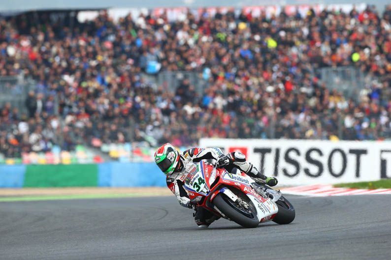 Mundial de SBK en Magny-Cours. Galería de fotos