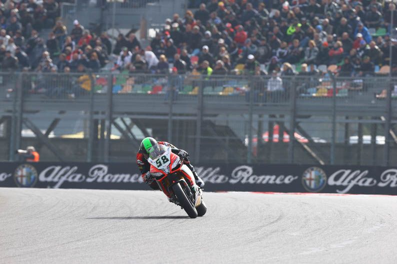 Mundial de SBK en Magny-Cours. Galería de fotos