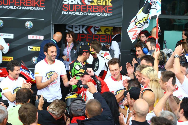 Mundial de SBK en Magny-Cours. Galería de fotosMundial de SBK en Magny-Cours. Galería de fotos