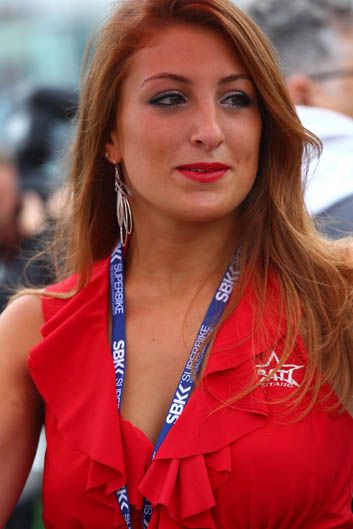 Las chicas del Mundial de SBK en Magny-Cours