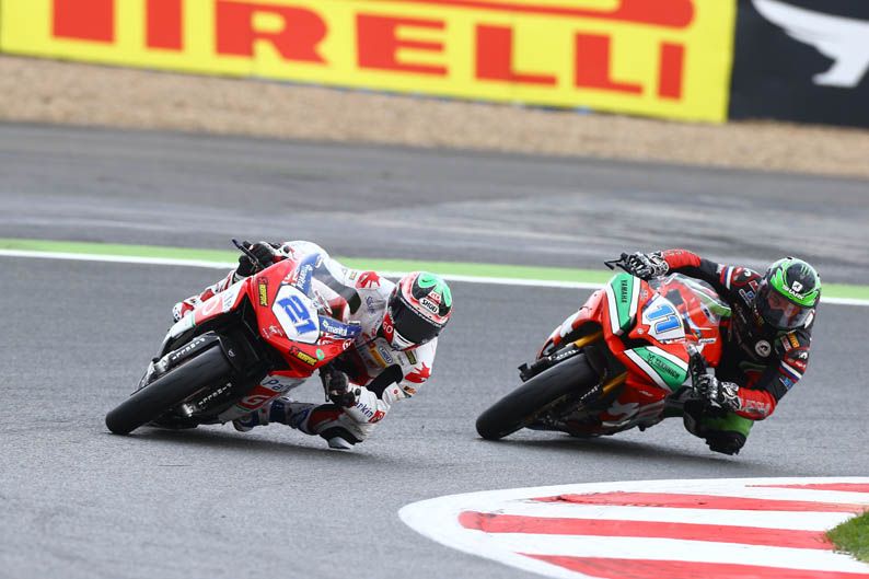 Mundial de SBK en Magny-Cours. Galería de fotos