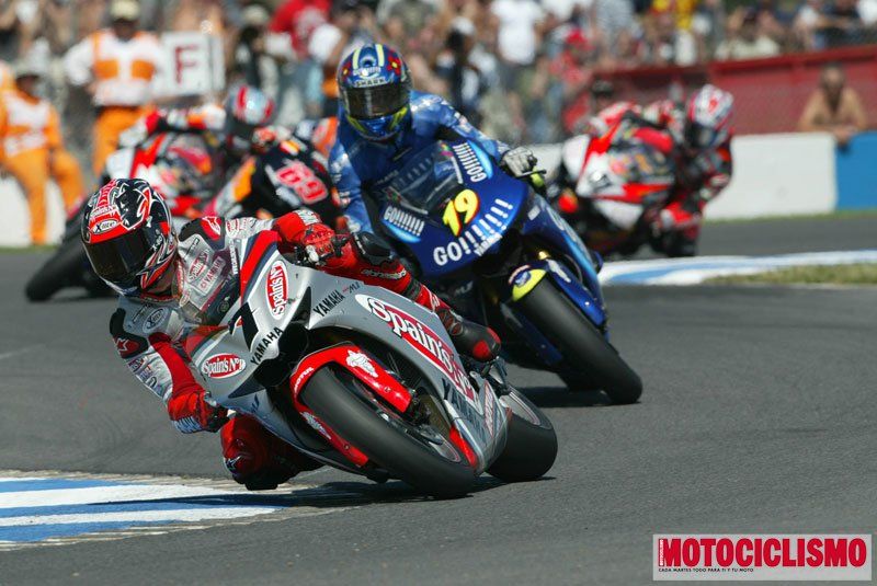 Carlos Checa. 2003. Yamaha