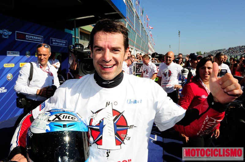 Carlos Checa. 2011. Ducati