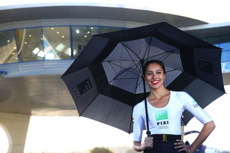 Las chicas de SBK en Jerez