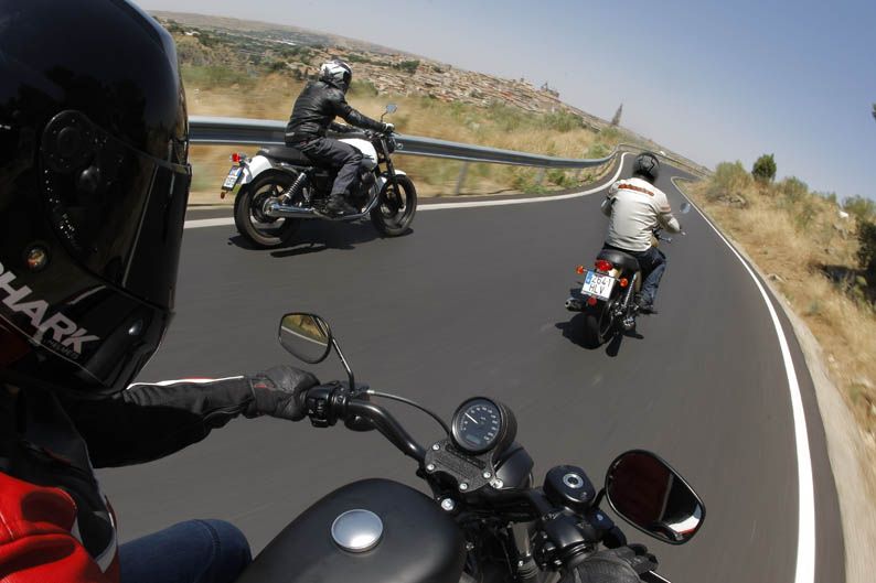 Comparativa vintage Harley-Davidson, Moto Guzzi y Triumph. Galería de fotos