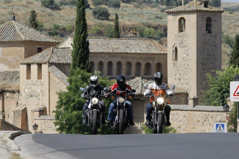 Comparativa vintage Harley-Davidson, Moto Guzzi y Triumph. Galería de fotos