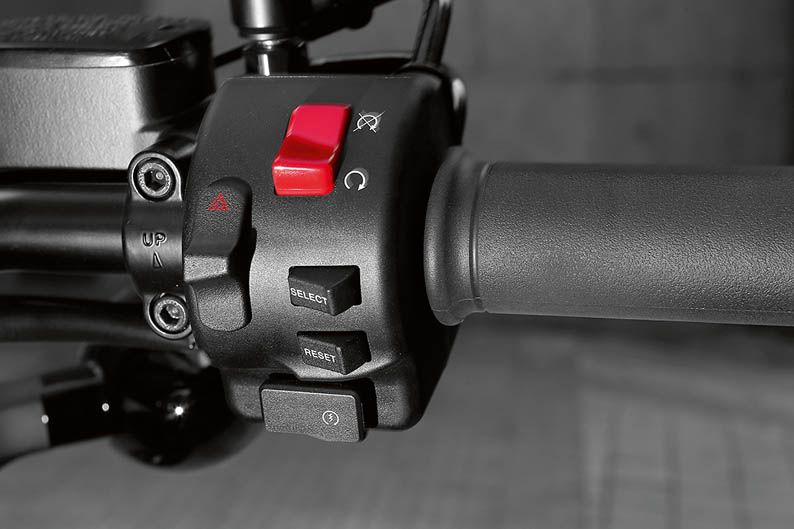 Yamaha XV950 detalles