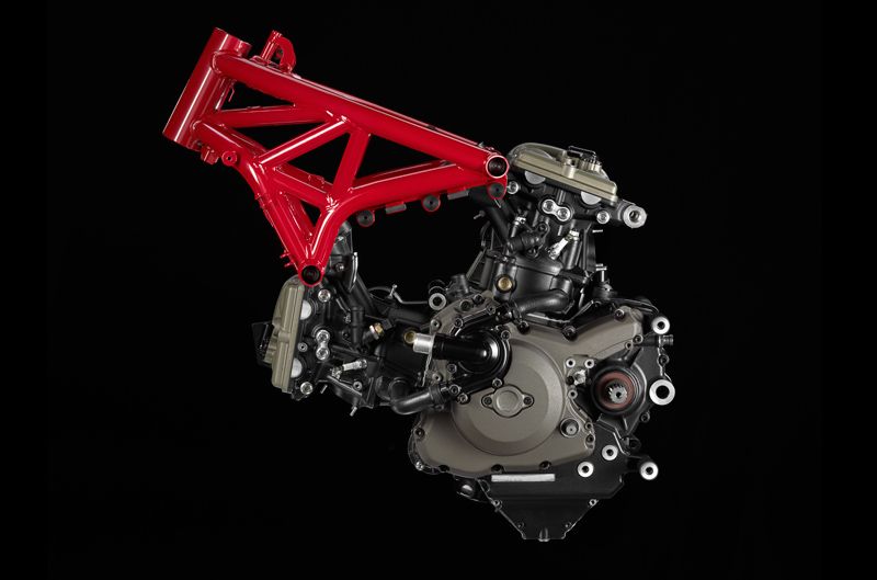 Ducati Monster 1200.