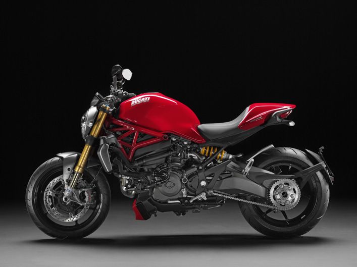 Ducati Monster 1200 S.
