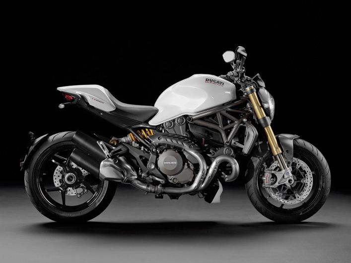 Ducati Monster 1200 S.